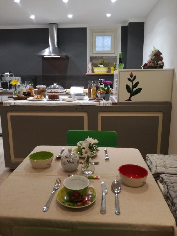 B&B Casa Lilli Foligno Eksteriør billede
